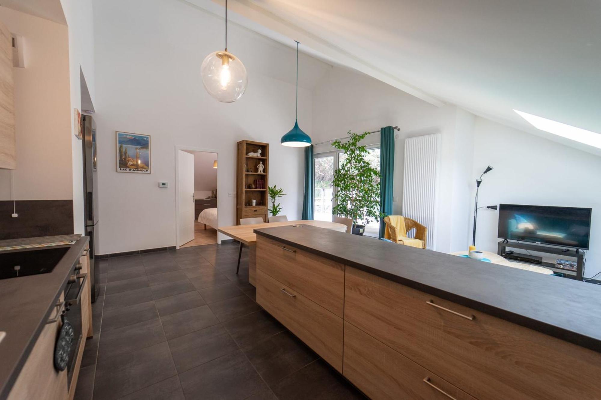 La Champanaise - 2 Bedroom Apartment 300M From Lake Annecy Duingt Kültér fotó